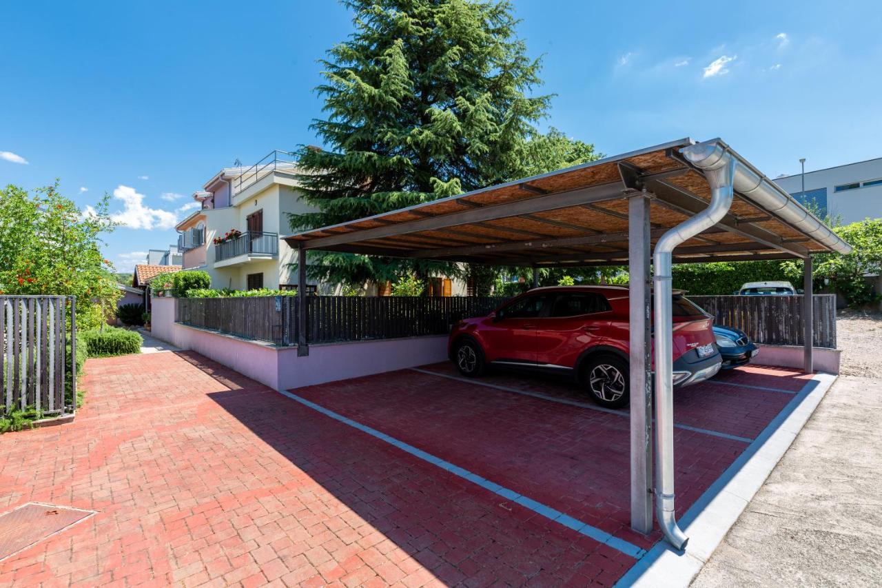 Malinsummer Apartments Малинска Экстерьер фото